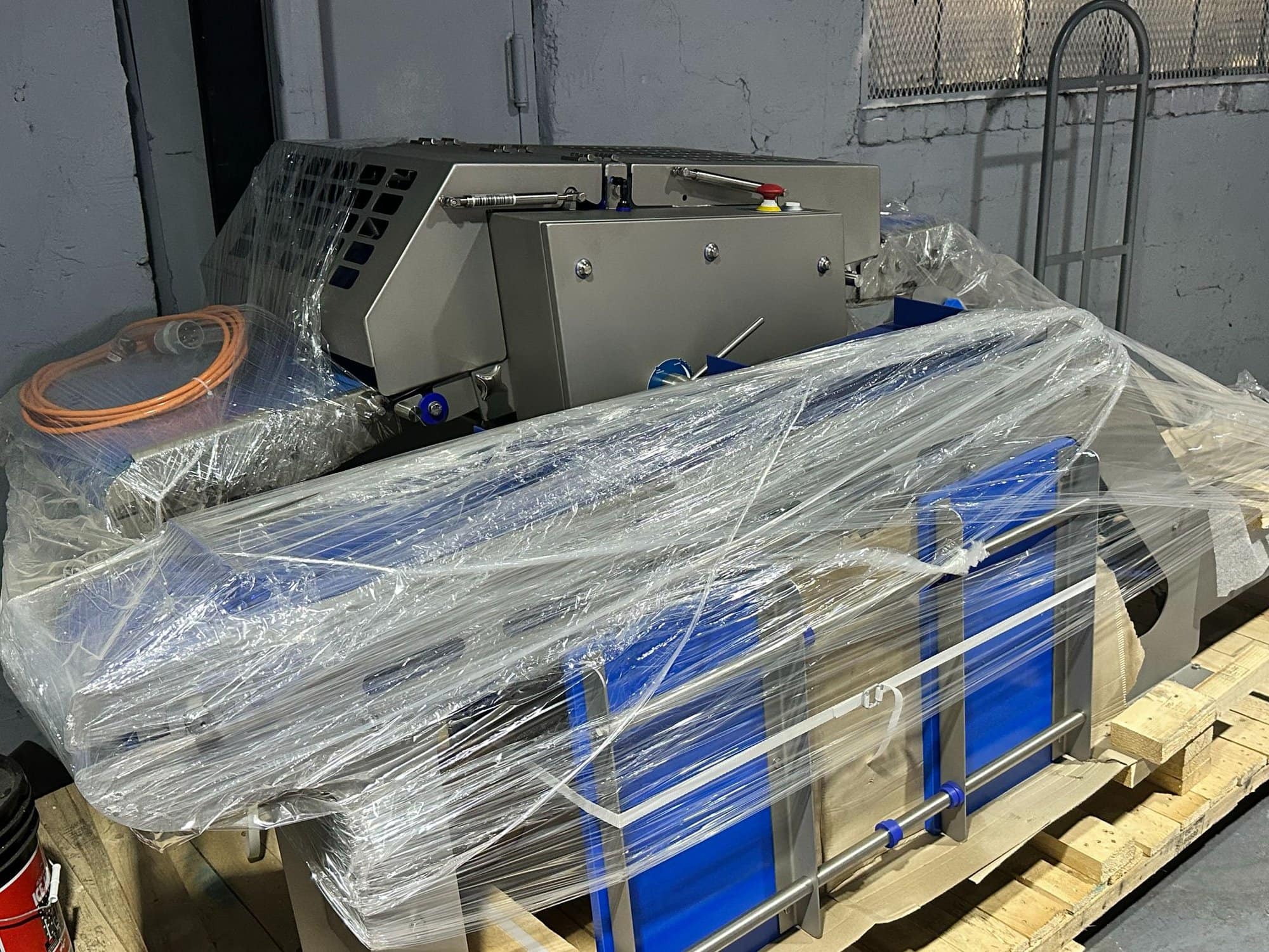 Steen ST 700 Poultry Skinning Machine, 2022 - Never used! - Image 5
