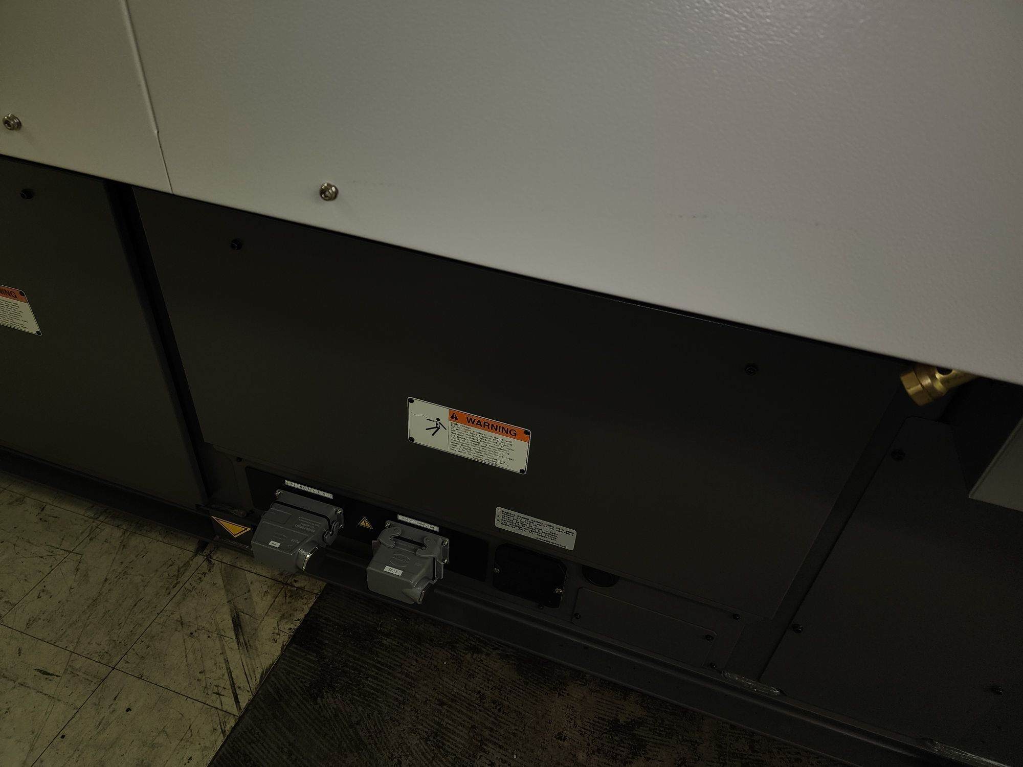 165 Ton 14.7oz Shot Fanuc Roboshot A-S150IA Horizontal Injection Molding Machine - Image 3