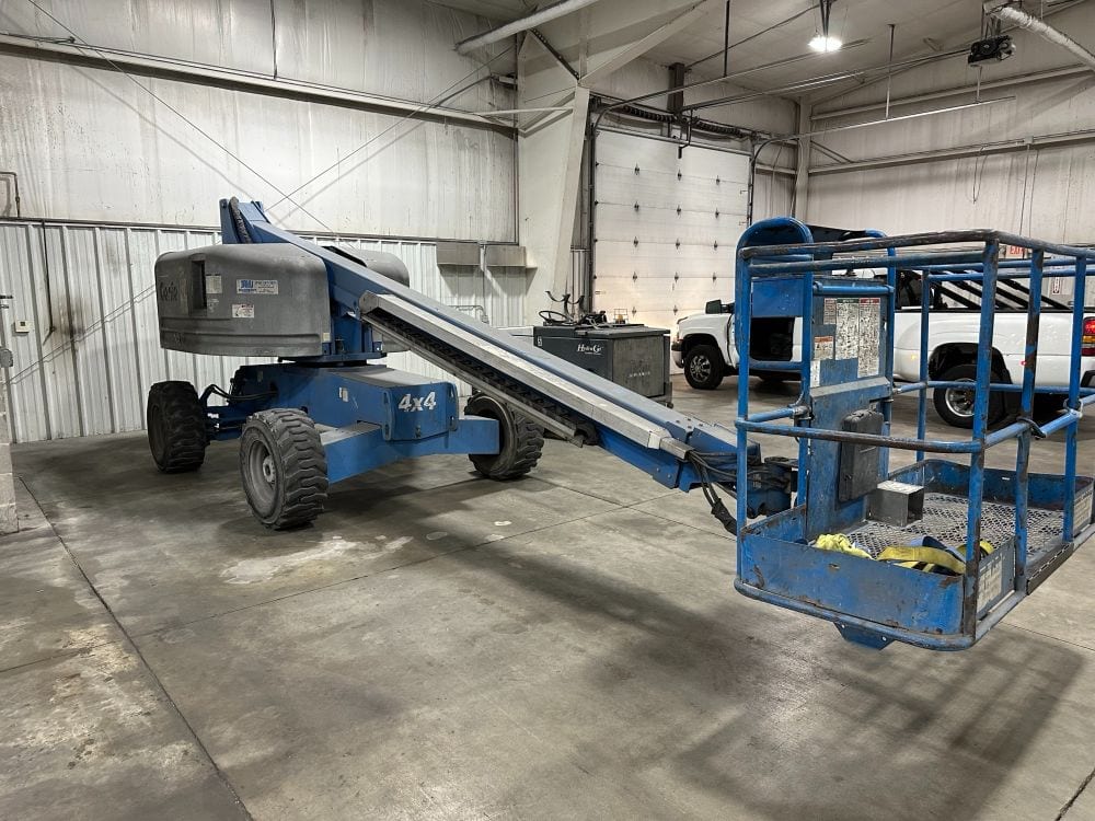 40' Genie S-40 Boom Lift, 2003 - Image 2