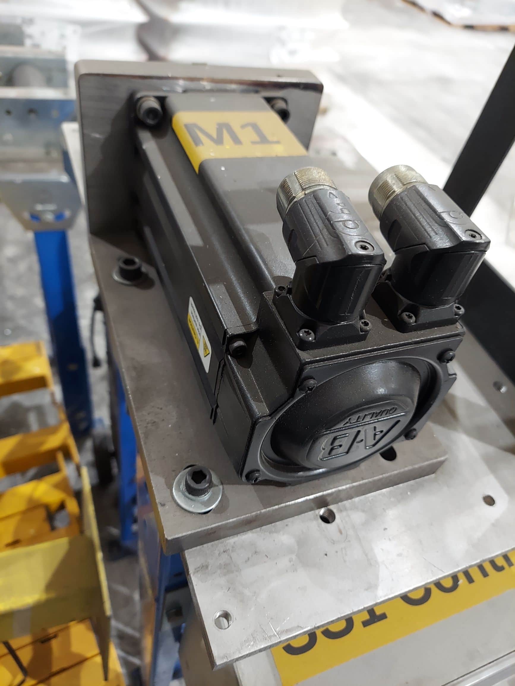 40 Ton Krrass J21S-40T Open Depth-Throat Mechanical Punching Machine, 2018 - Available Immediately! - Image 6