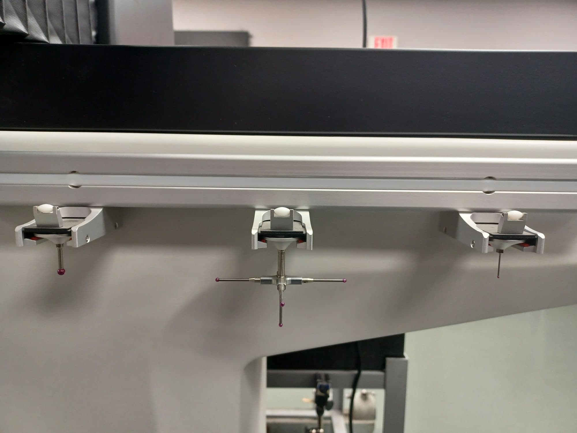 5.6.5 Hexagon Metrology SF TIGO CMM - 2019, Under 100 Hours of Use - Image 2
