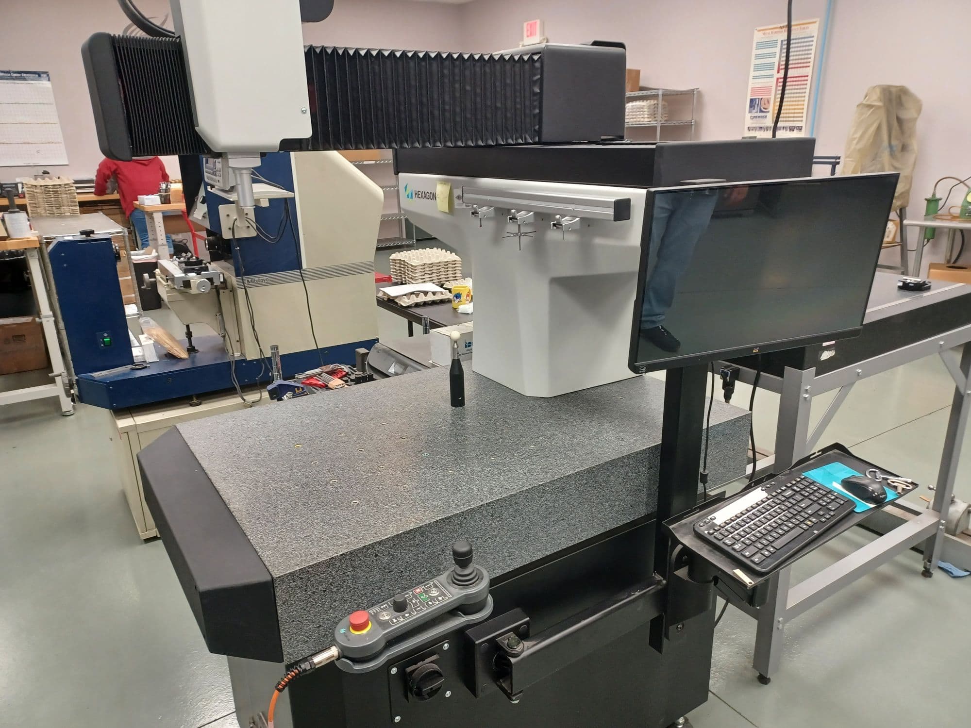 5.6.5 Hexagon Metrology SF TIGO CMM - 2019, Under 100 Hours of Use - Image 3