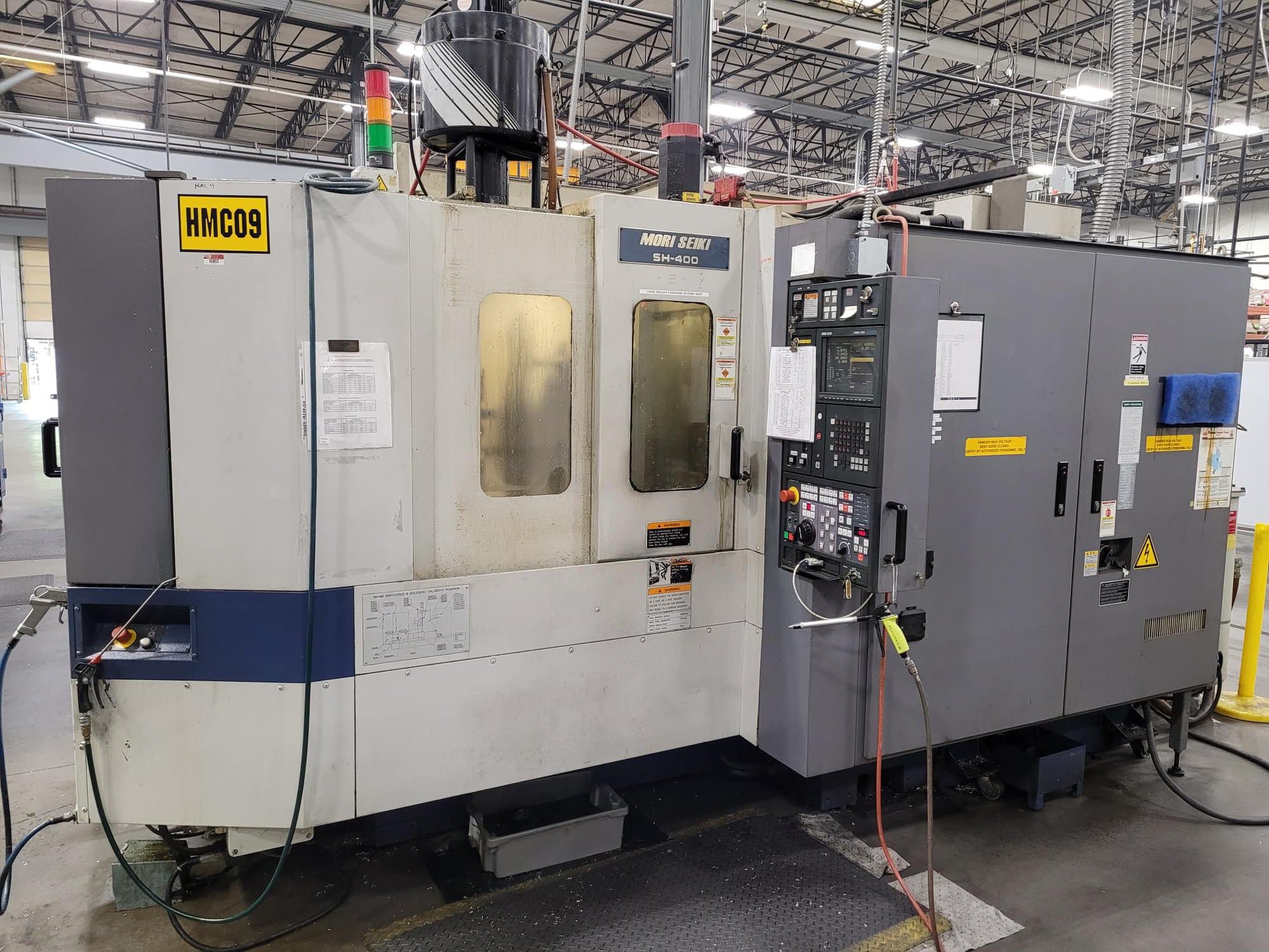 Mori Seiki SH-400 CNC HMC, 2000 - Chip Conveyor, Tombstones, TSC, Mist Collection, CAT 40