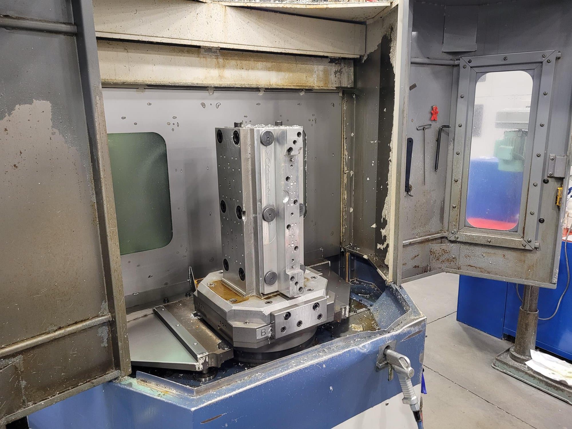 Mori Seiki SH-400 CNC HMC, 1999 - Chip Conveyor, Tombstones, TSC, Mist Collection, CAT 40 - Image 7