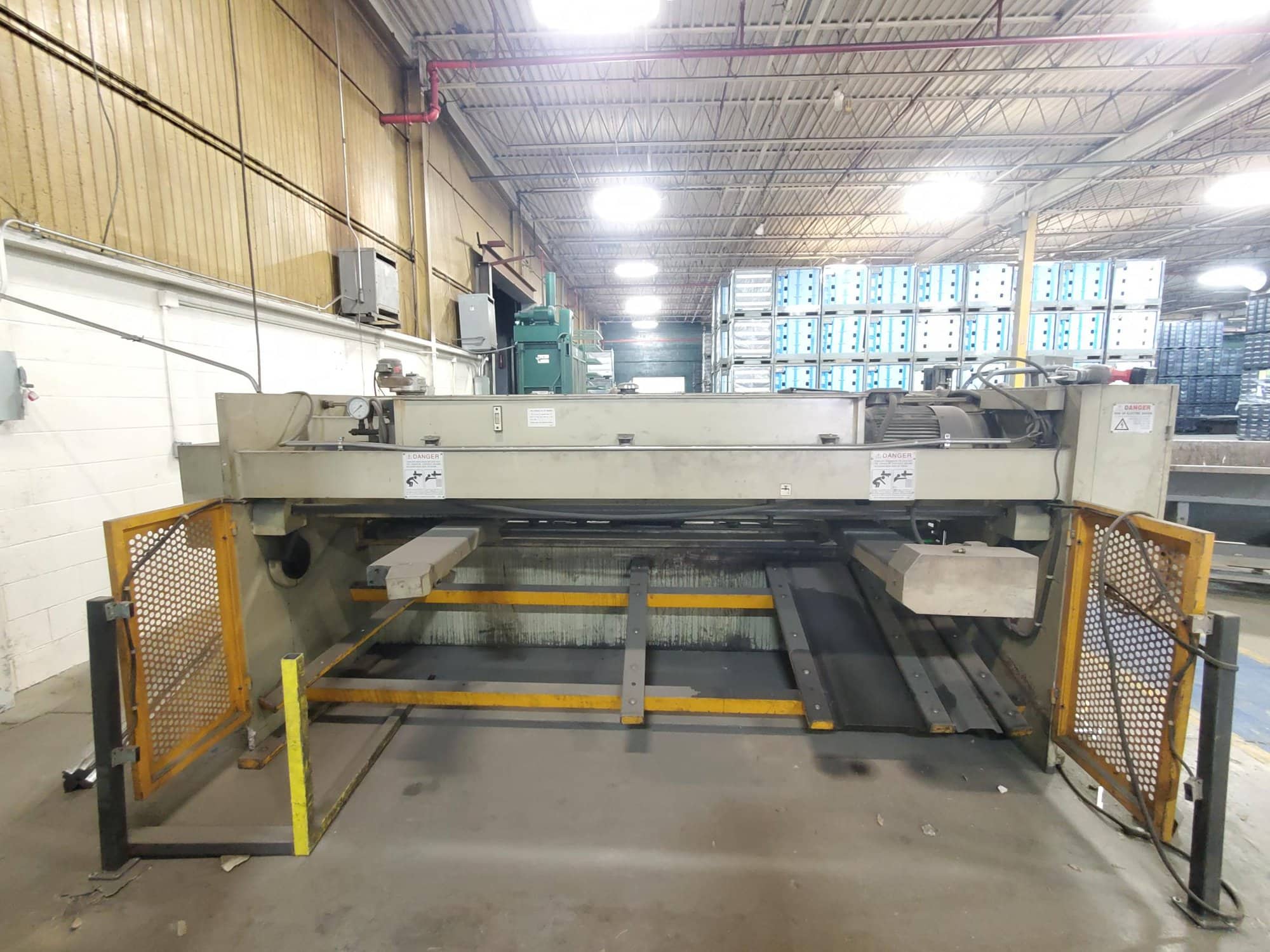 1/4" x 10' U.S Industrial Machinery Hydraulic Shear, 2006 - Image 3