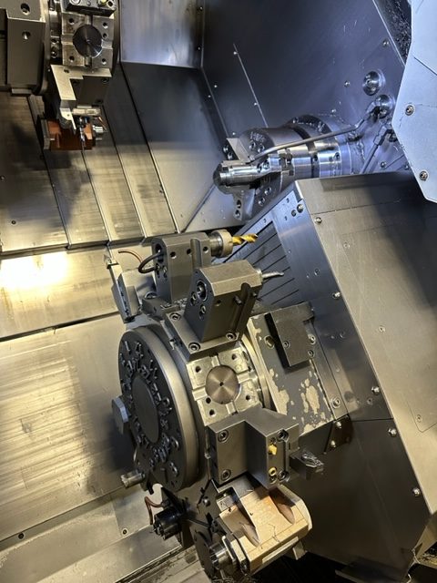 Doosan Puma TT1800SY CNC Lathe, 2015 - Equipped with Tooling - Image 6