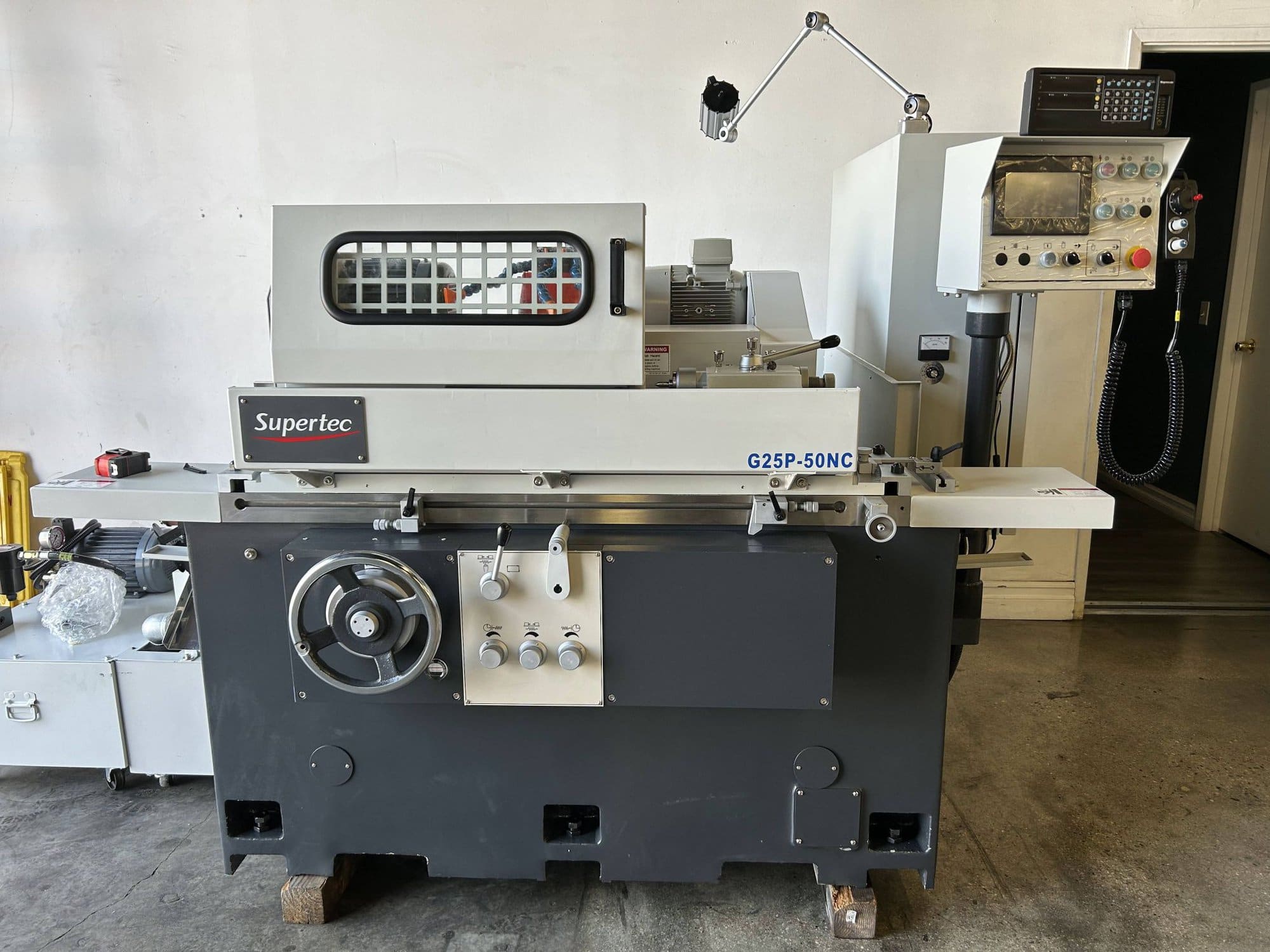 Supertec G25P - 50NC Universal Cylindrical Grinder, 2021 - Magnetic Separator, Shoulder Grinding Attachment