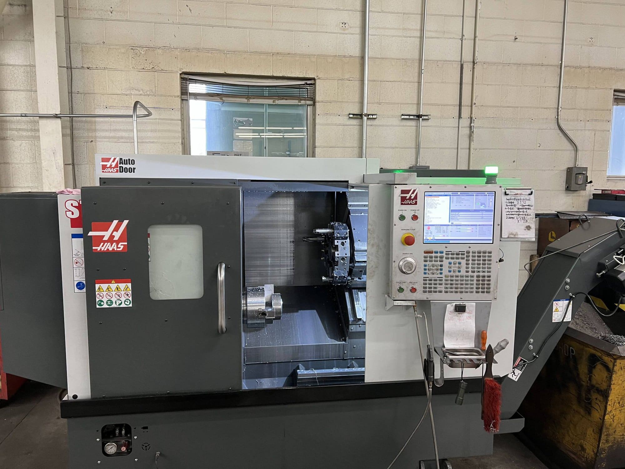 Haas ST-15 CNC Lathe, 2020 - Auto Door, Chip Conveyor, Low Hours