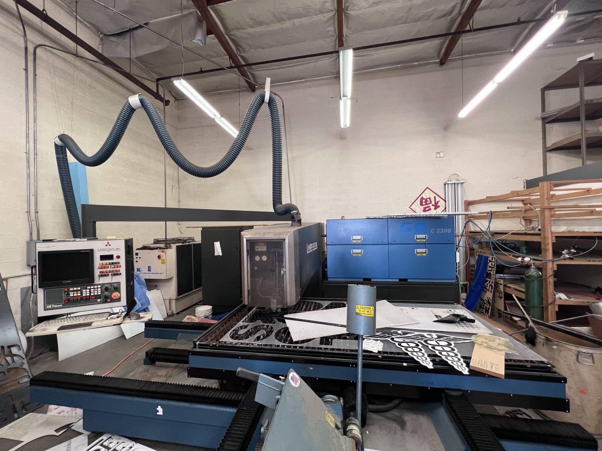 2200 Watt Laser Cut HP-50100, 2005