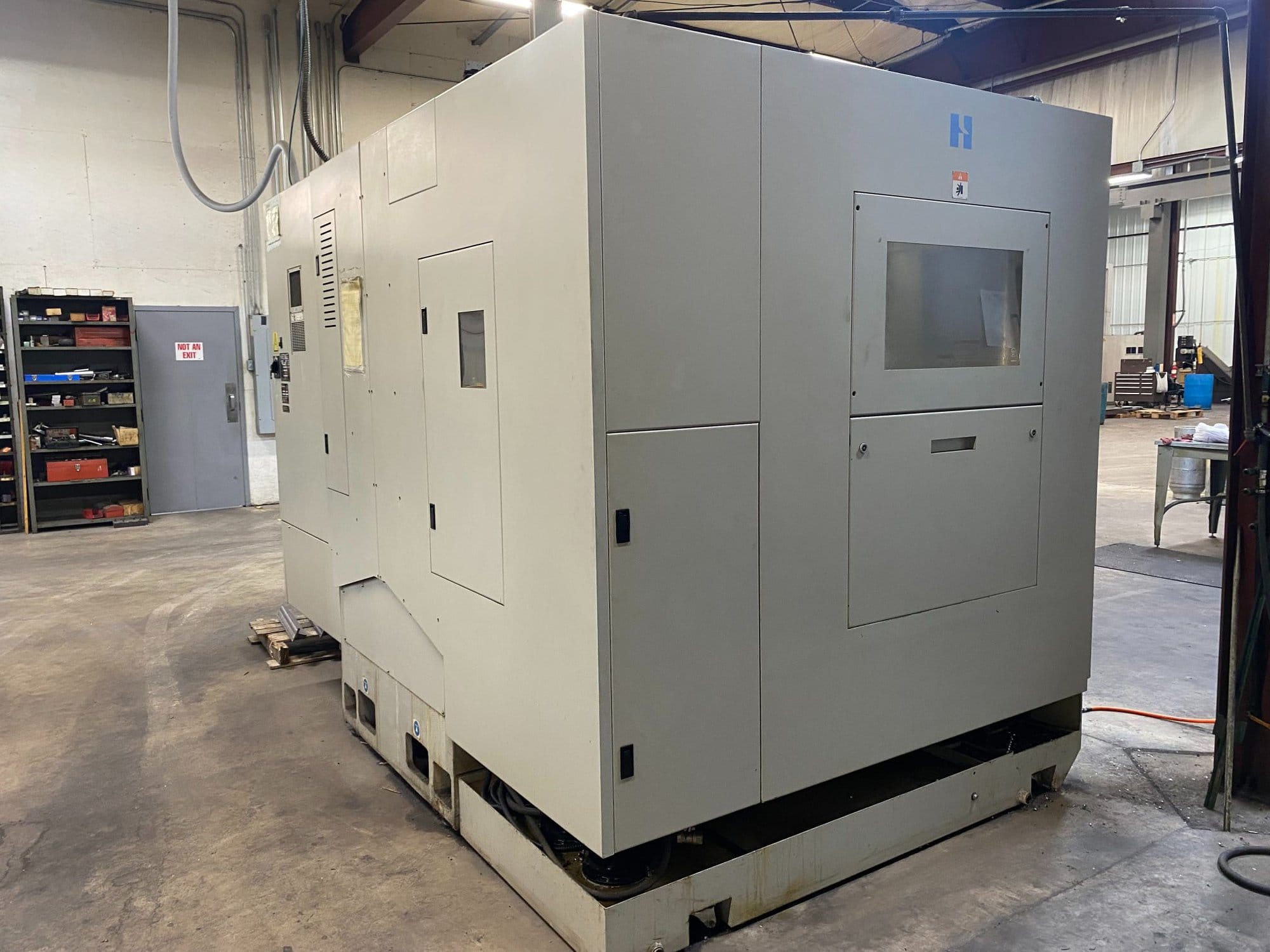 Hardinge GX1000 OSP VMC, 2011 - CTS Ready, Turbo Chip Conveyor, Probe & Okuma Control. - Image 4