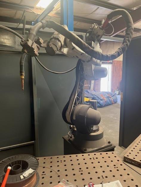 Panasonic PA-52 Robotic Welding Cell, 2000 - Image 7