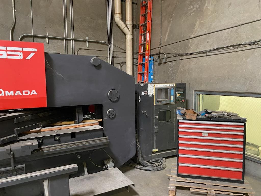 Amada Coma 557 Turret Punch, 1988 - Image 9