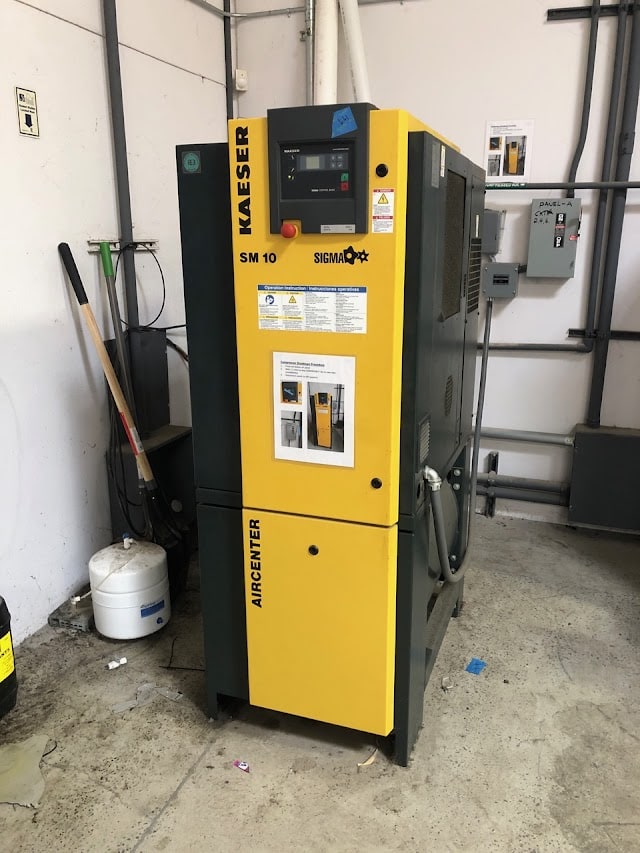 10 HP Kaeser Aircenter SM-10 Rotary Screw Air Compressor, 2015