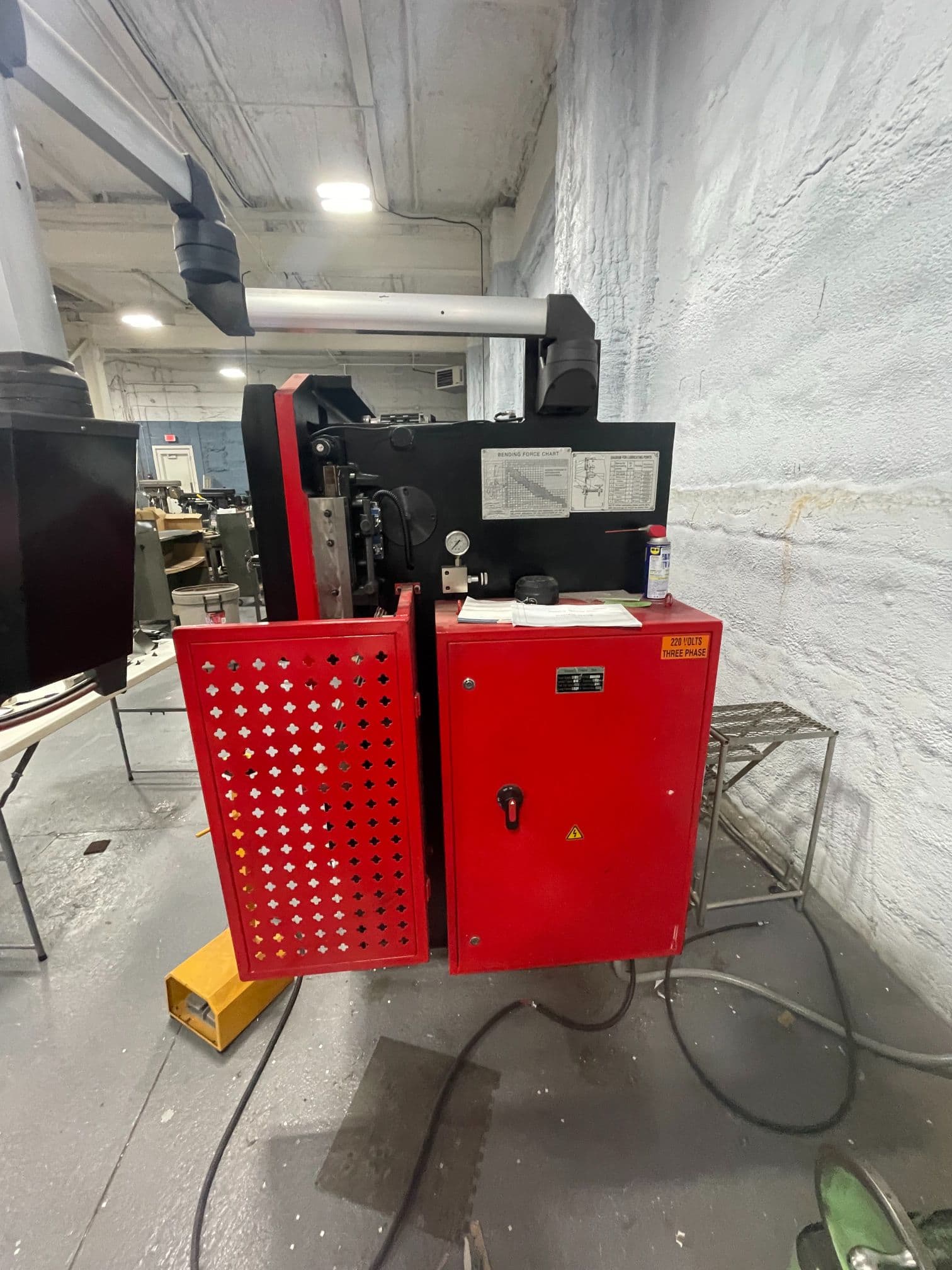 44 Ton x 6' Eastern EHB-4506 Hydraulic Press Brake, 2017 - Image 5