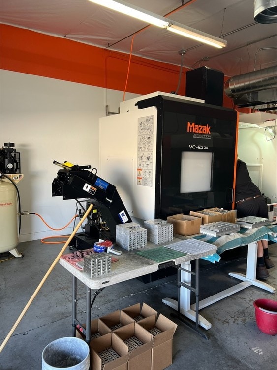 Mazak VC-EZ20 VMC, 2022 - Coolant Thru Spindle, Renishaw Probe - Image 4