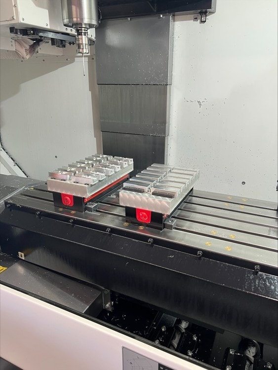 Mazak VC-EZ20 VMC, 2022 - Coolant Thru Spindle, Renishaw Probe - Image 6