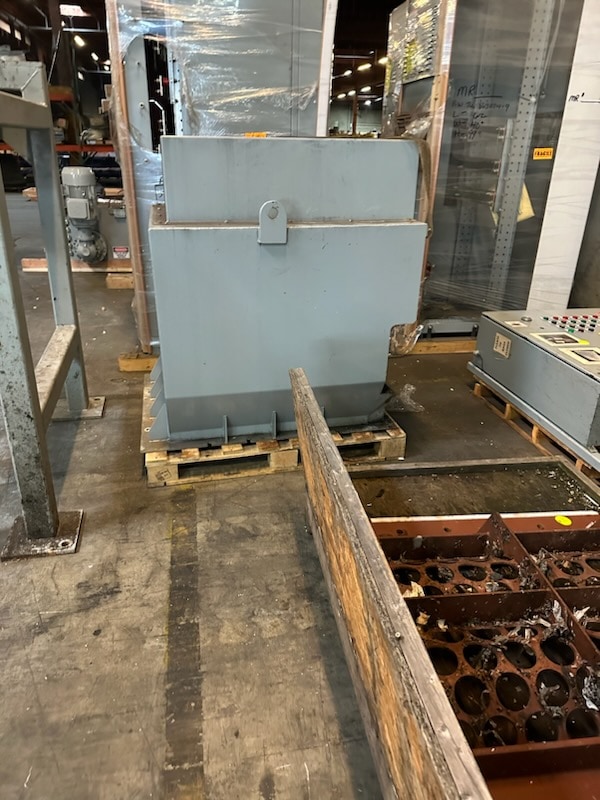 Komar QR-3030-40 Quad Shear Shredder, 2021 - Needs out ASAP!
