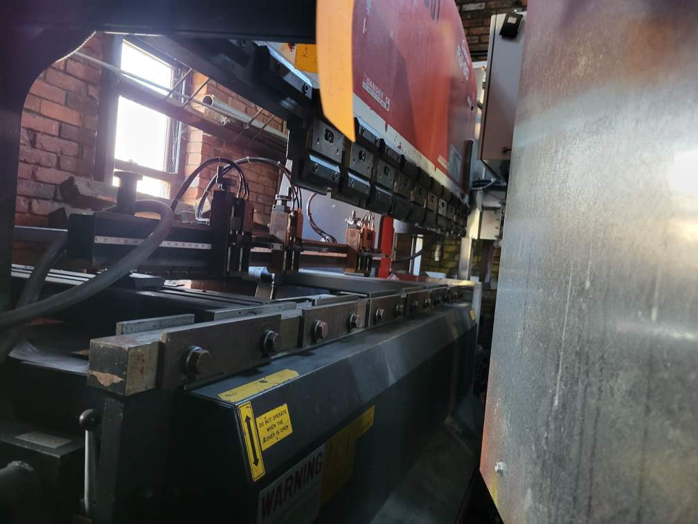 88 Ton x 8' Amada RG-80 CNC Press Brake, 1995 - Image 6