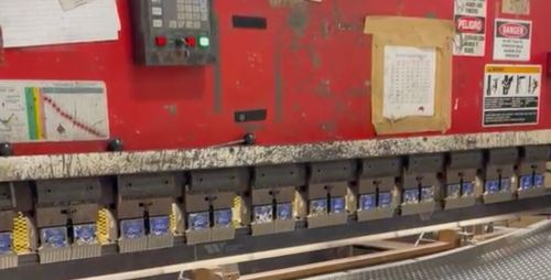 100 Ton x 10' Amada RG1030LD Press Brake, 2001 - Image 3