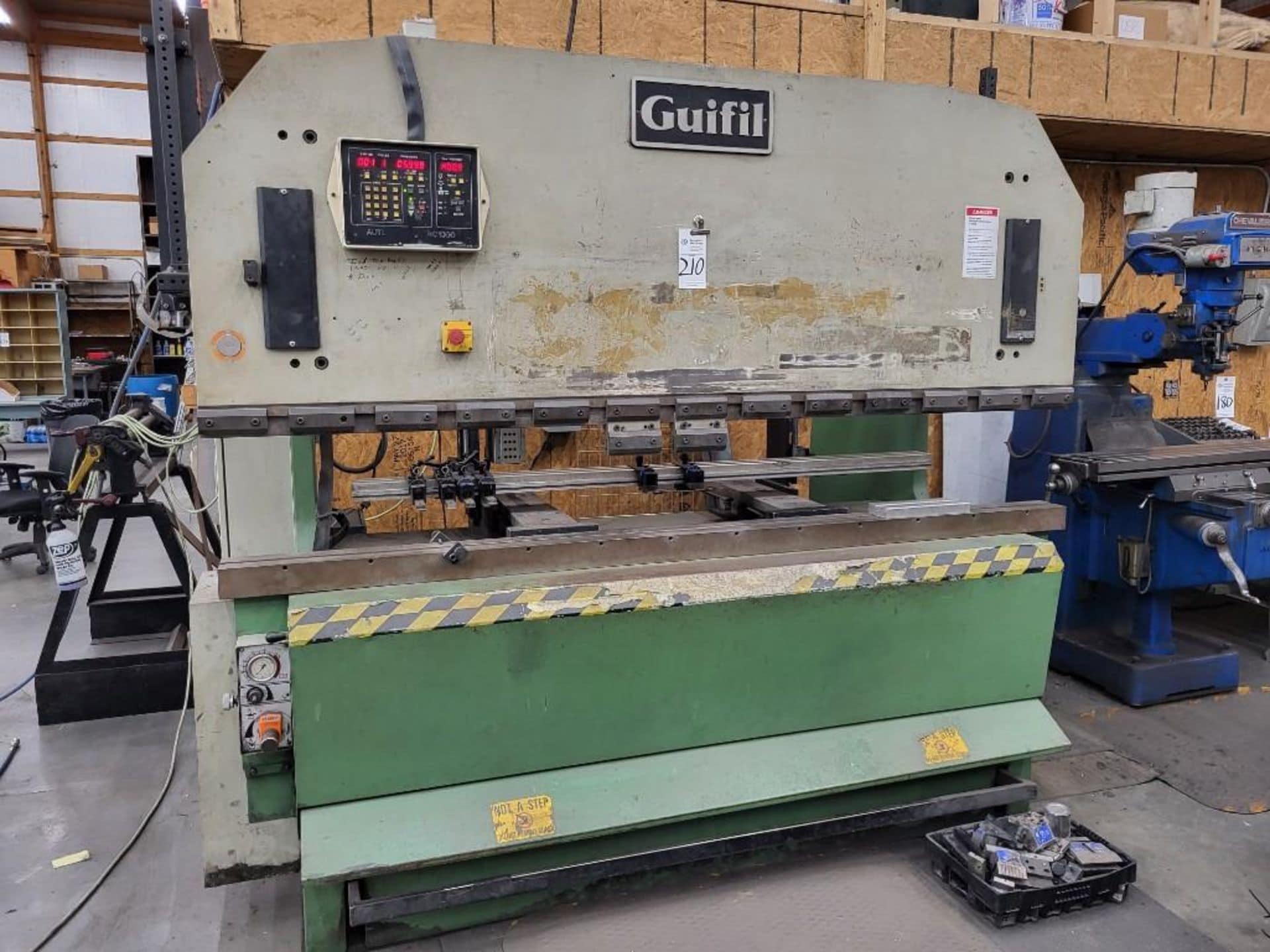 guifilk-pf-25-100-110-ton-8-foot-hydraulic-press-brake-lot210 guifil pf-25-100 110 ton 8 foot hydraulic press brake