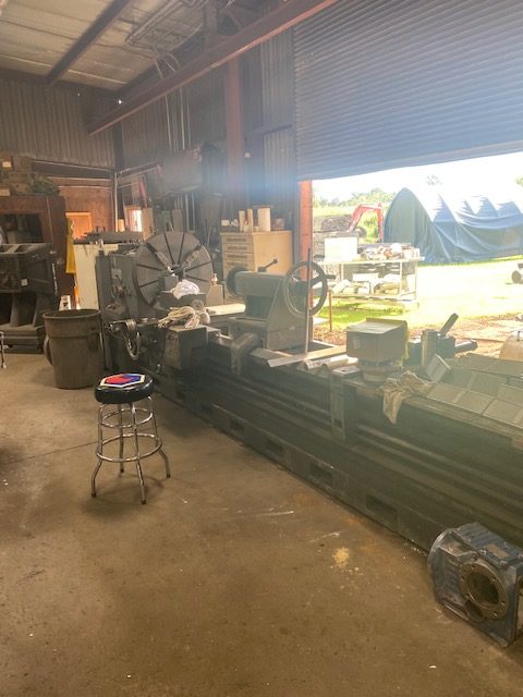 36" x 320" Summit 3699 Engine Lathe - Tailstock, Under Power - Image 9