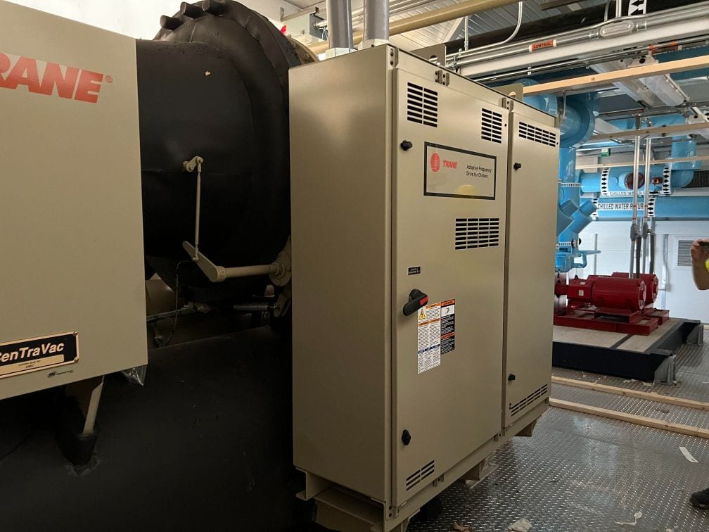 1000 Ton Trane CVHF485 Modular Chiller System, 2016 - Never been used! - Image 4