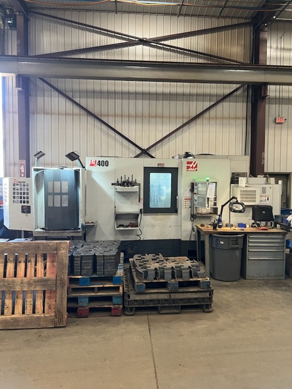 Haas EC-400 400MM HMC, 2019 - 6 Station Pallet Pool, Full 4th Axis, Tooling, 40 Taper Side Mount Tool Changer, TSC