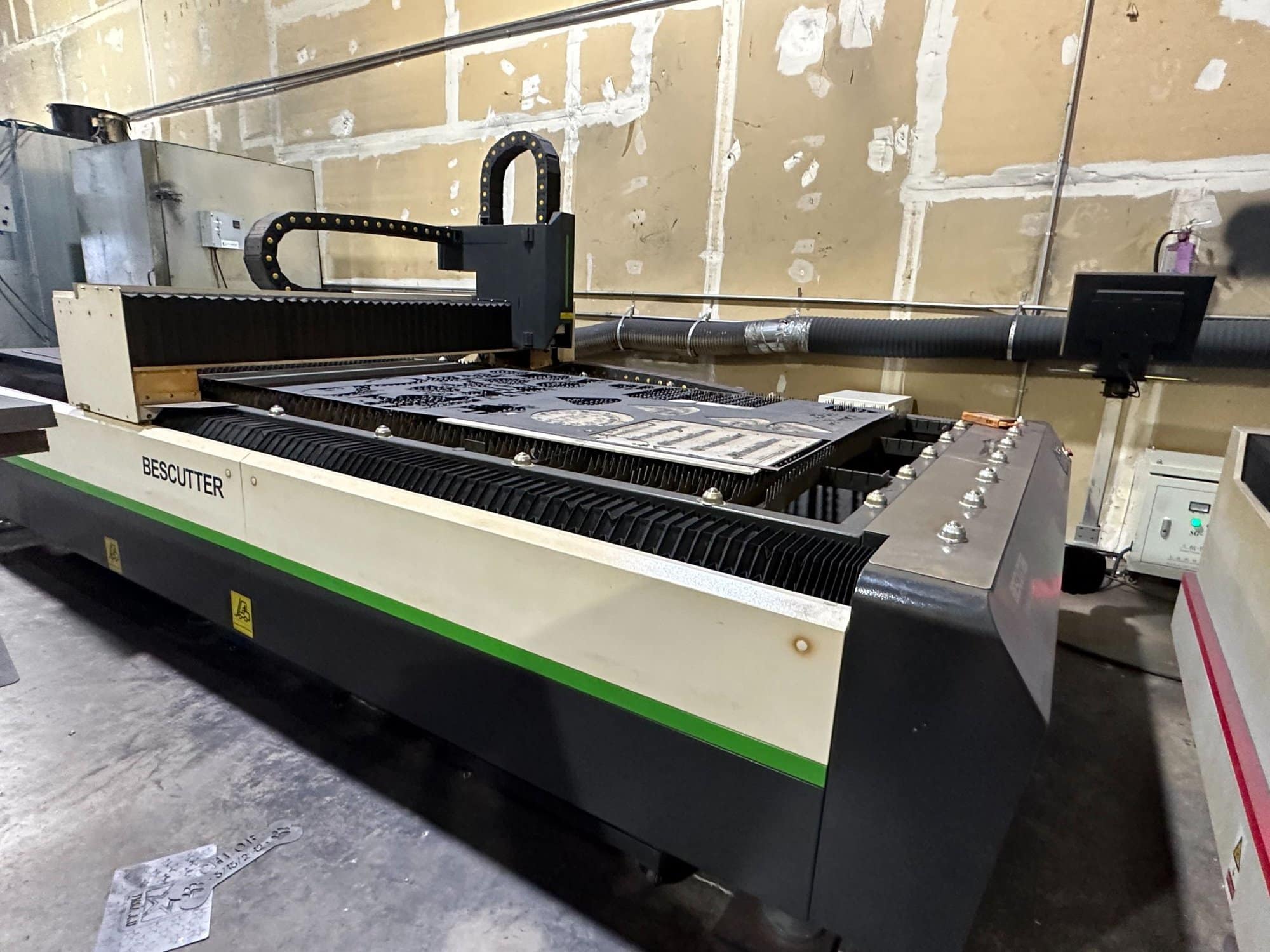 1500 Watts BesCutter AccuStar CMA 1530C-G-E Fiber Laser, 2021 - 5' x 10' Table, Video Available