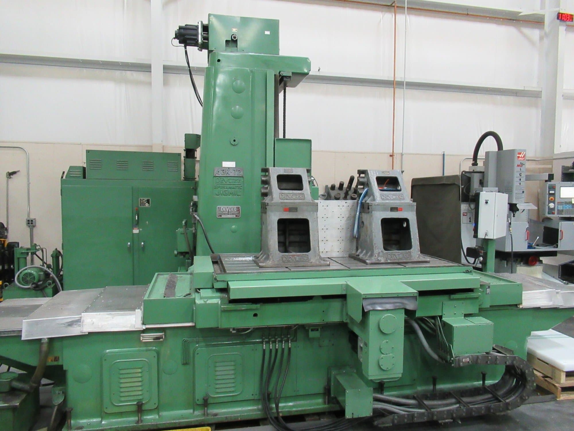 Devlieg 43k-72 CNC Jig Mill, 1997