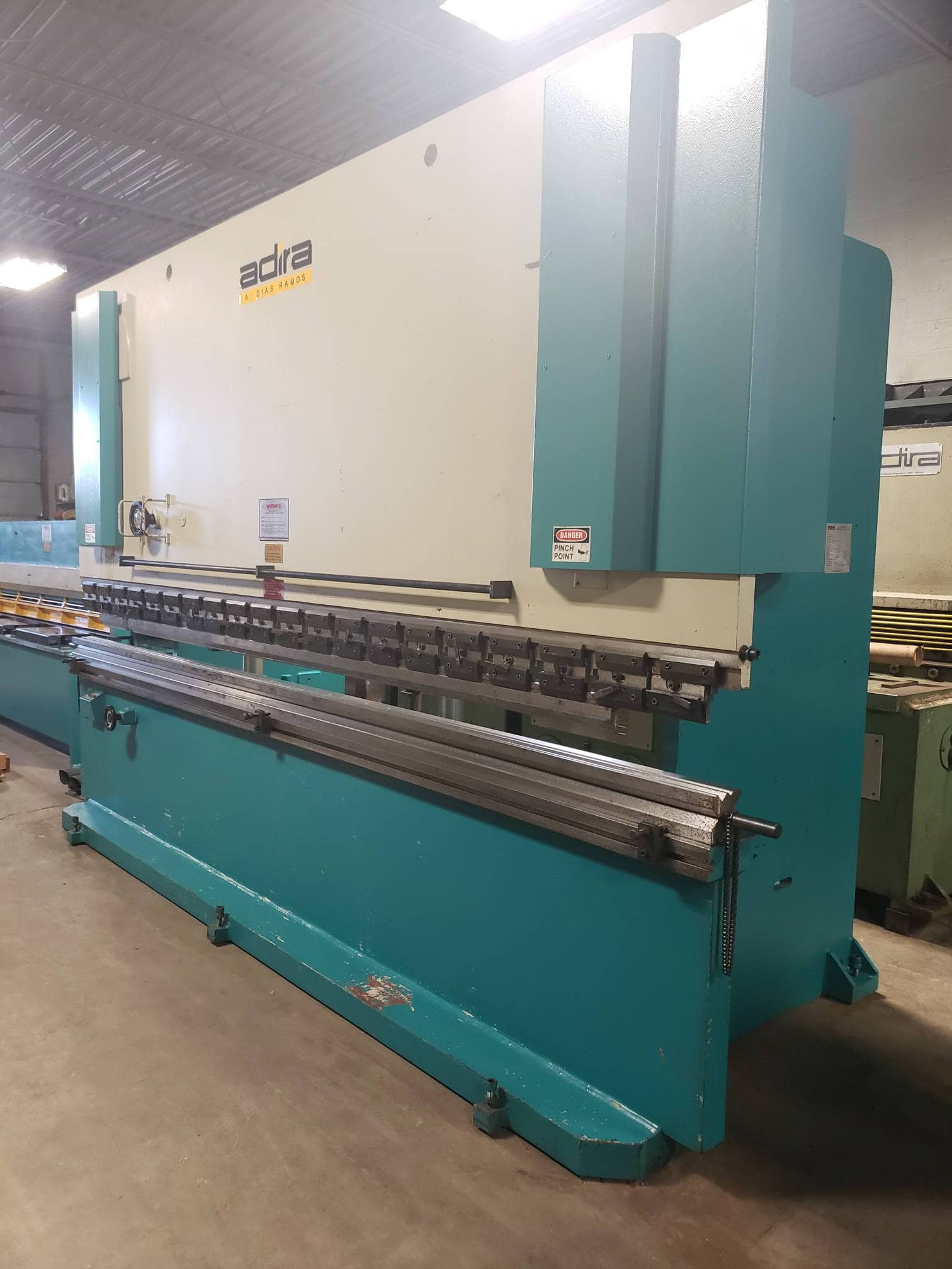 165 Ton x 13' Adira QHD-15040 Press Brake, 1998 - Video Available