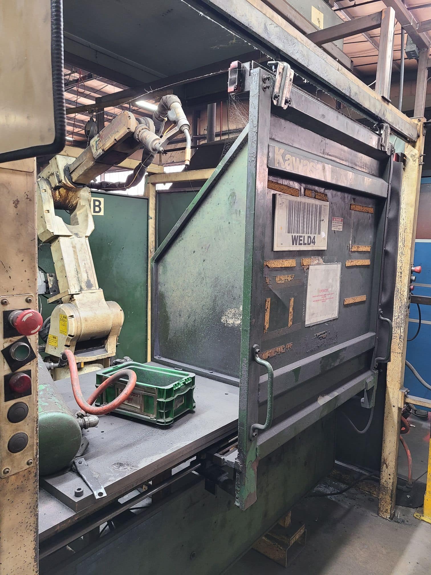 Kawasaki Welding Cell, 1995- 2 Sister CA901AL Weld Robots, 3 Robots in Total - Image 6