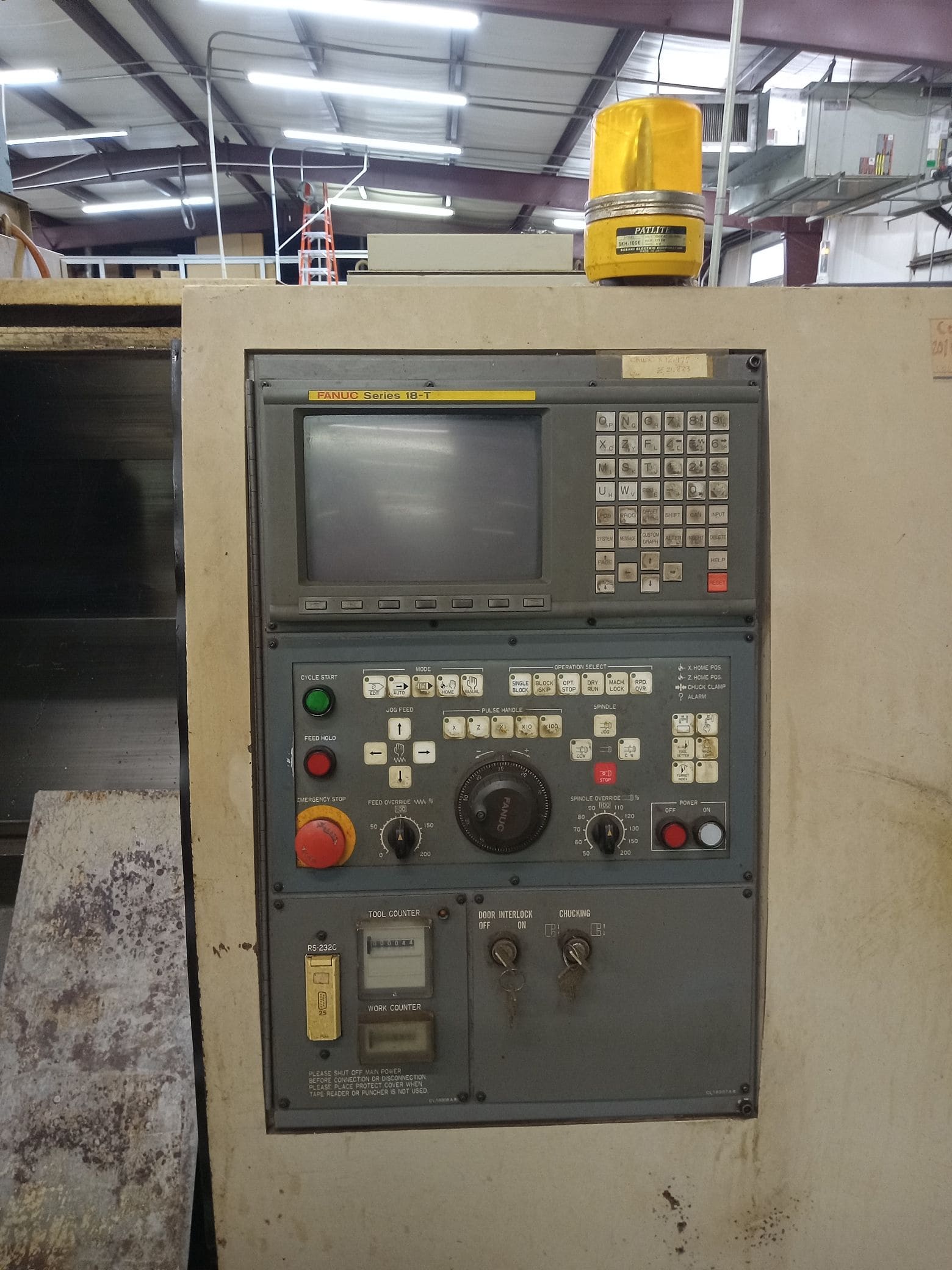 Okuma Howa ACT-35 CNC Lathe, 1997 - Tailstock, Chip Conveyor - Image 7
