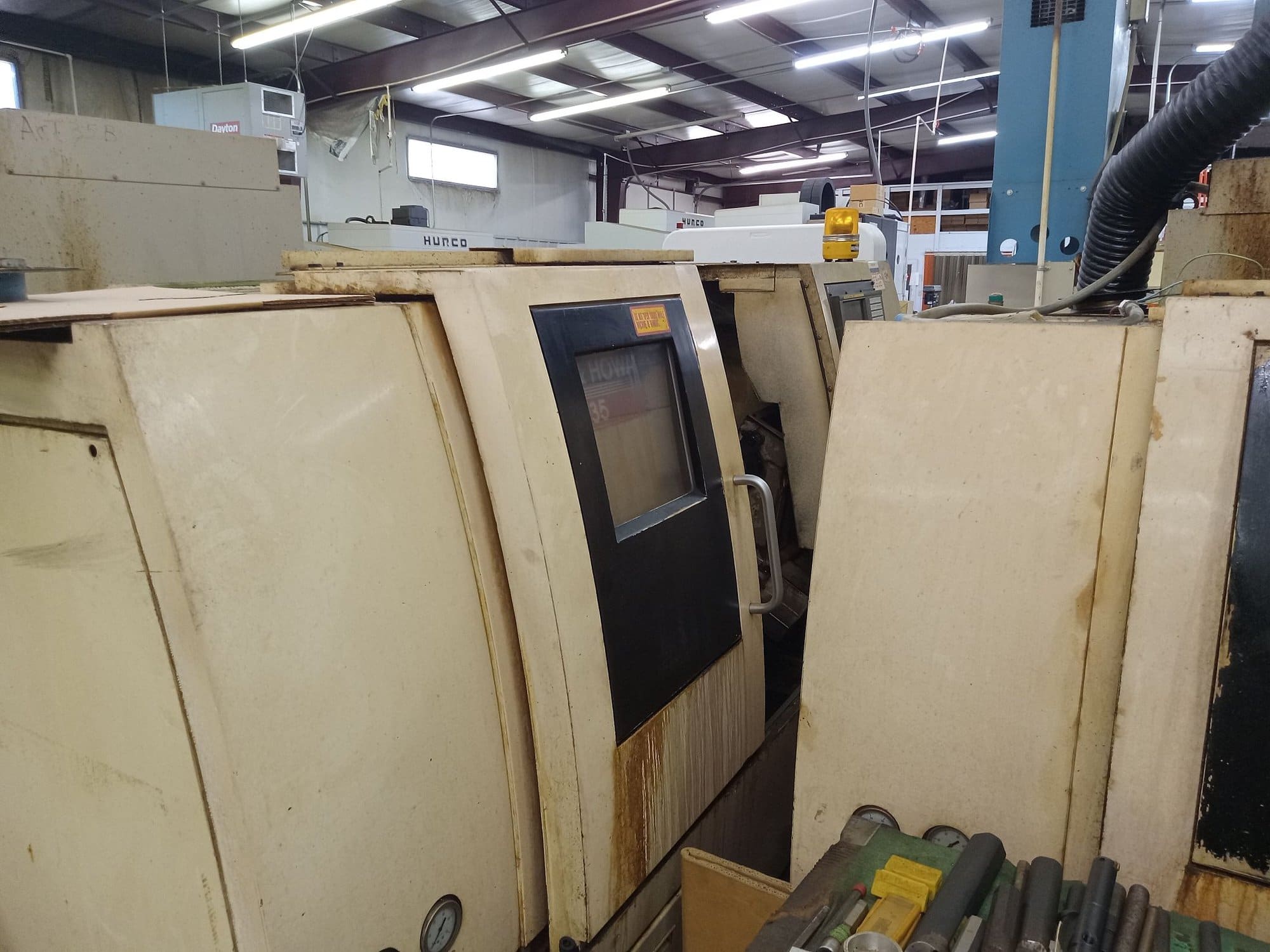 Okuma Howa ACT-35 CNC Lathe, 1997 - Tailstock, Chip Conveyor - Image 3