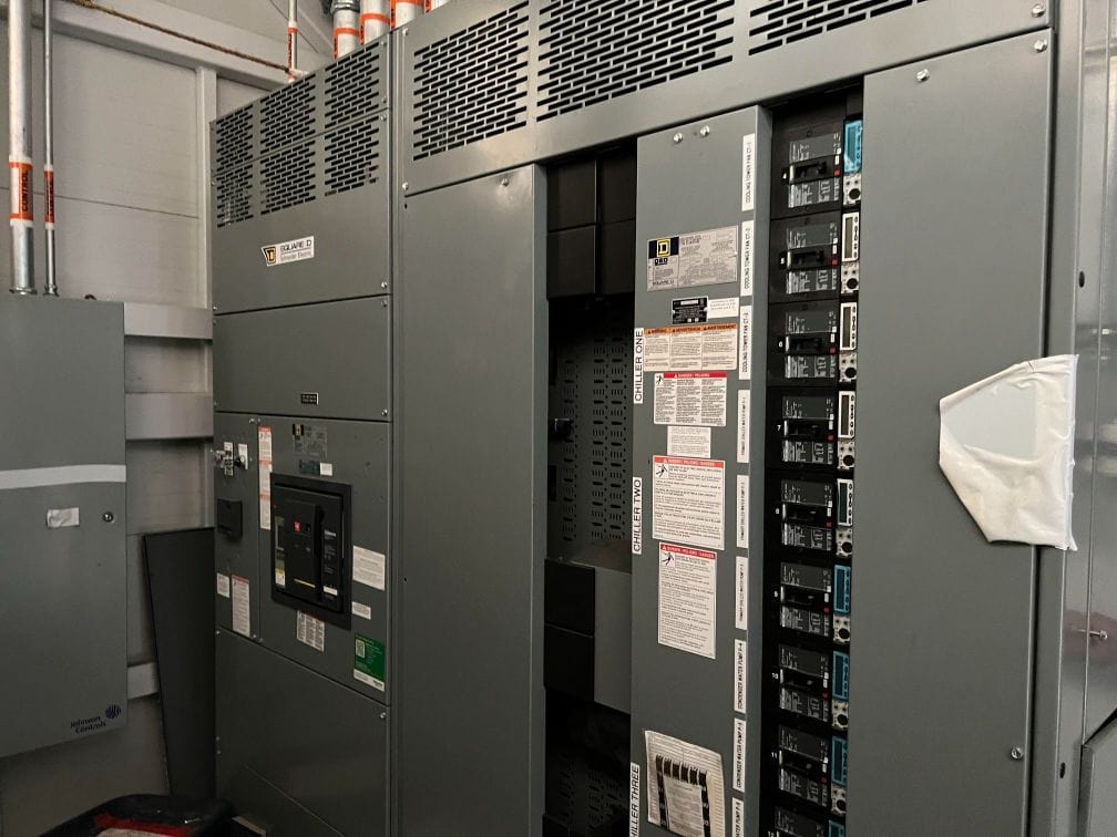 1000 Ton Trane CVHF485 Modular Chiller System, 2016 - Never been used! - Image 24