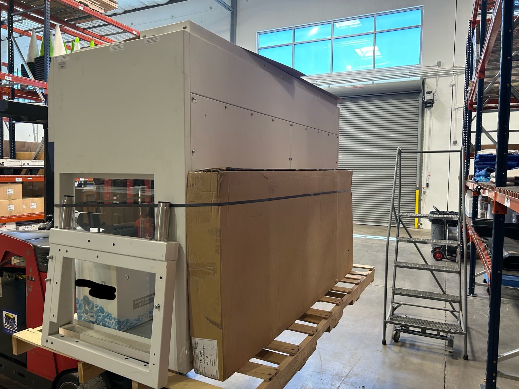 ESCO Airstream LHG-6BS-F9 6' Flow Clean Hood & Bench, 2020 - Unused Still Packaged, 2 Units Available - Image 3