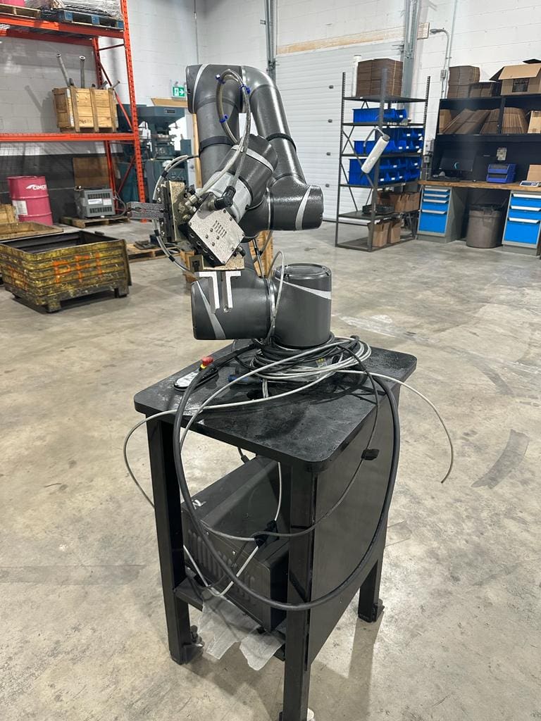 Techman TM-12 Robot Cobot, 2021 - Schunk Grippers, 12KG payload - Image 3