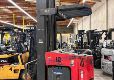3000lb raymond easi dr30tt electric narrow aisle forklift