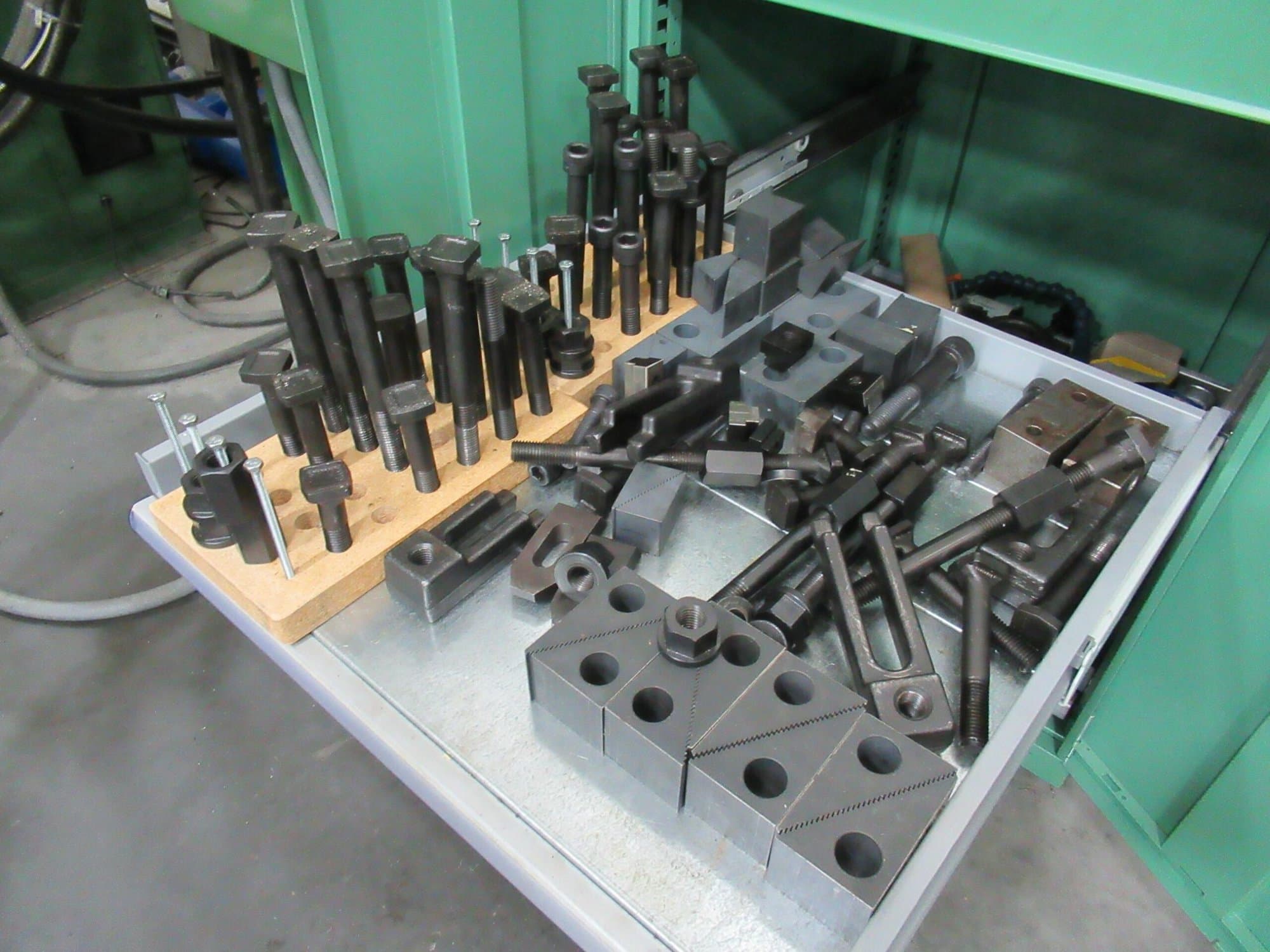 Devlieg 43k-72 CNC Jig Mill, 1997 - Image 8
