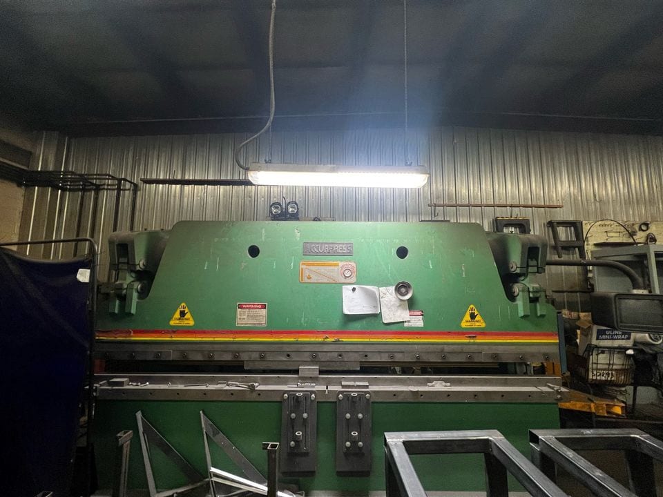 175 Ton x 12' Accurpress 717512, 1990 - CNC Backgauge and Tooling - Image 2