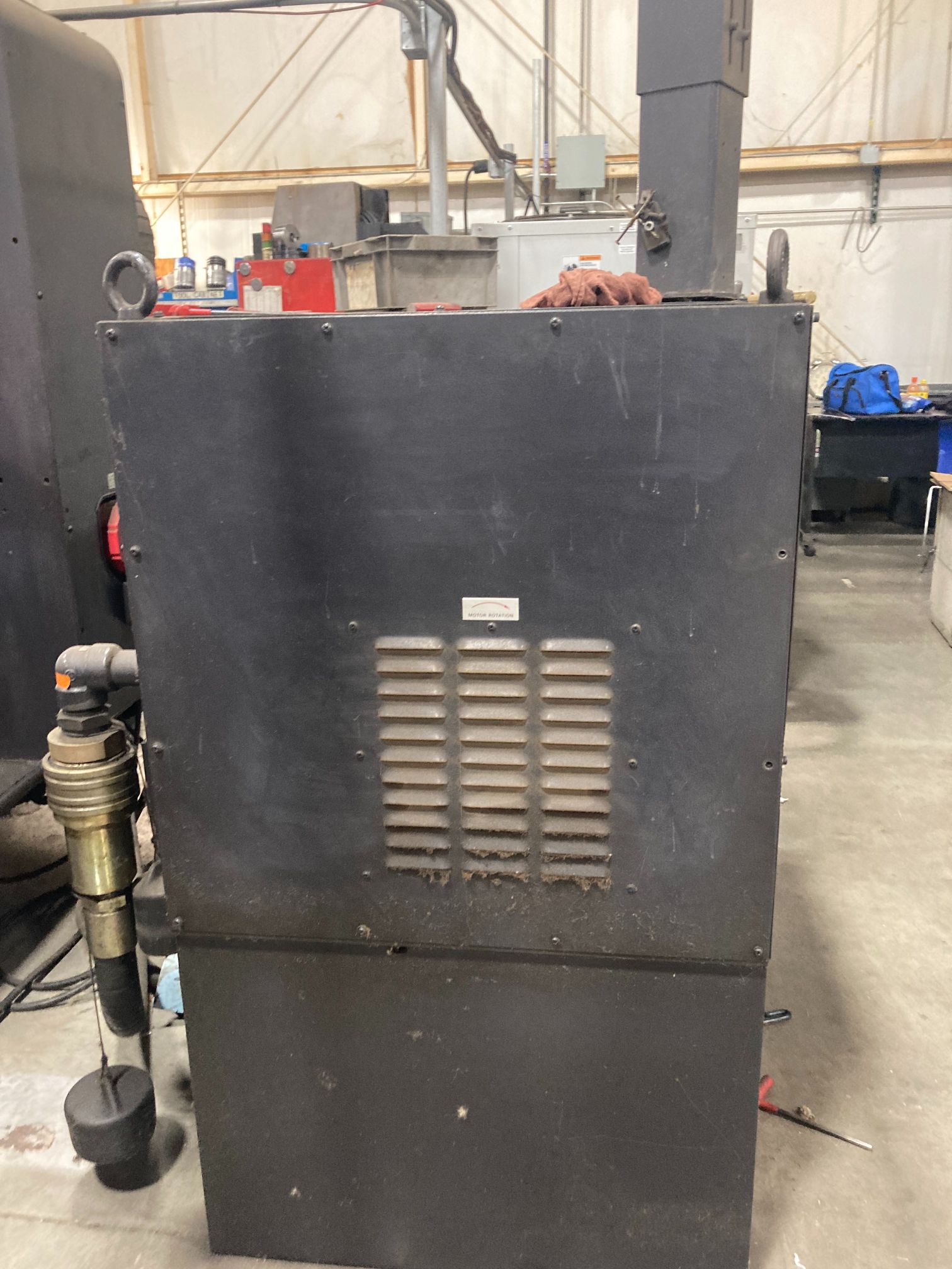 33 Ton Amada VIPROS 358 King II CNC Turret Punch, 1999 - Load/Unload, Chiller, Tool Sharpener - Image 10