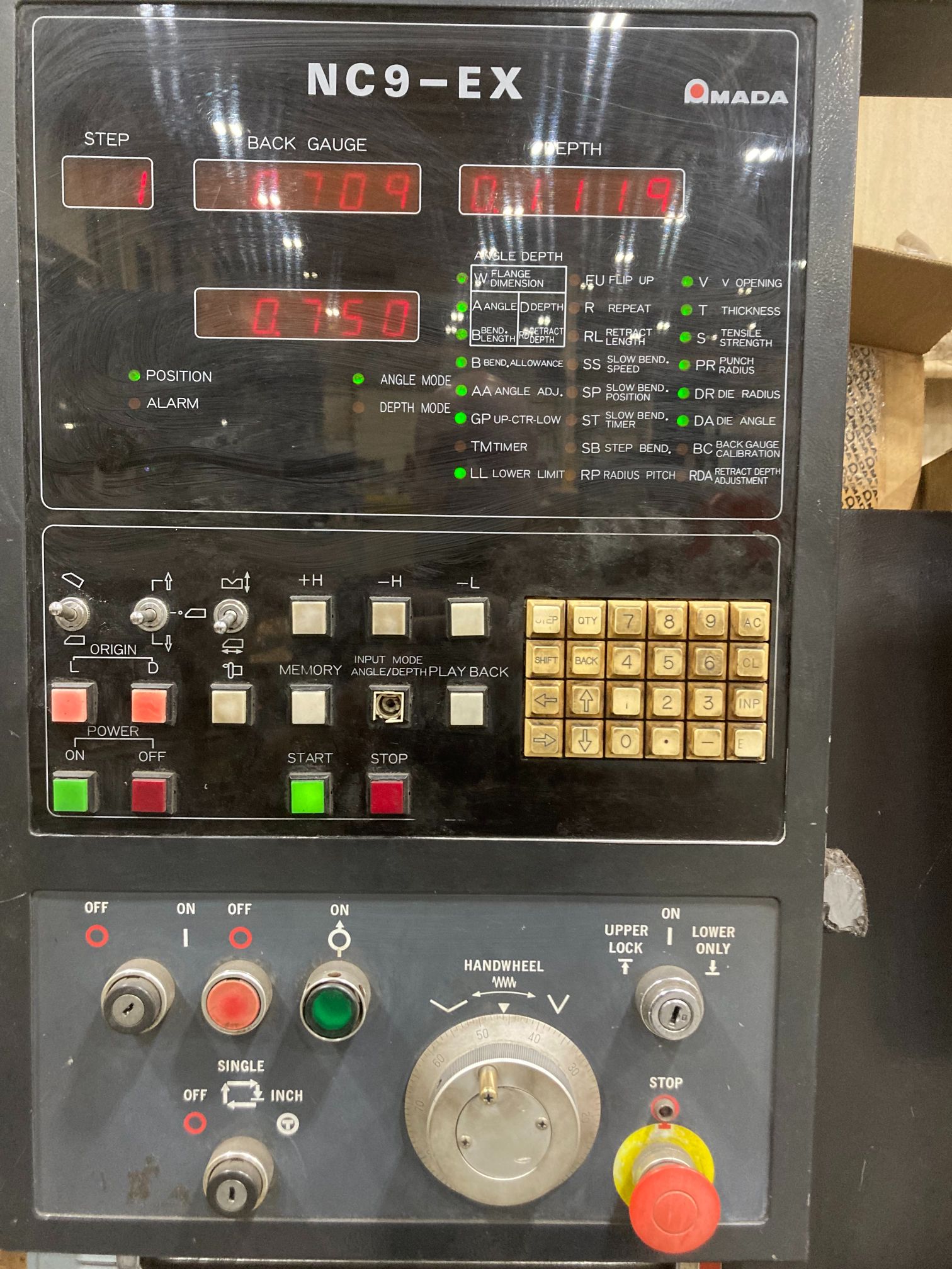 50 Ton x 4' Amada FBD-5012E Press Brake, 1986 - Backgauge - Image 4