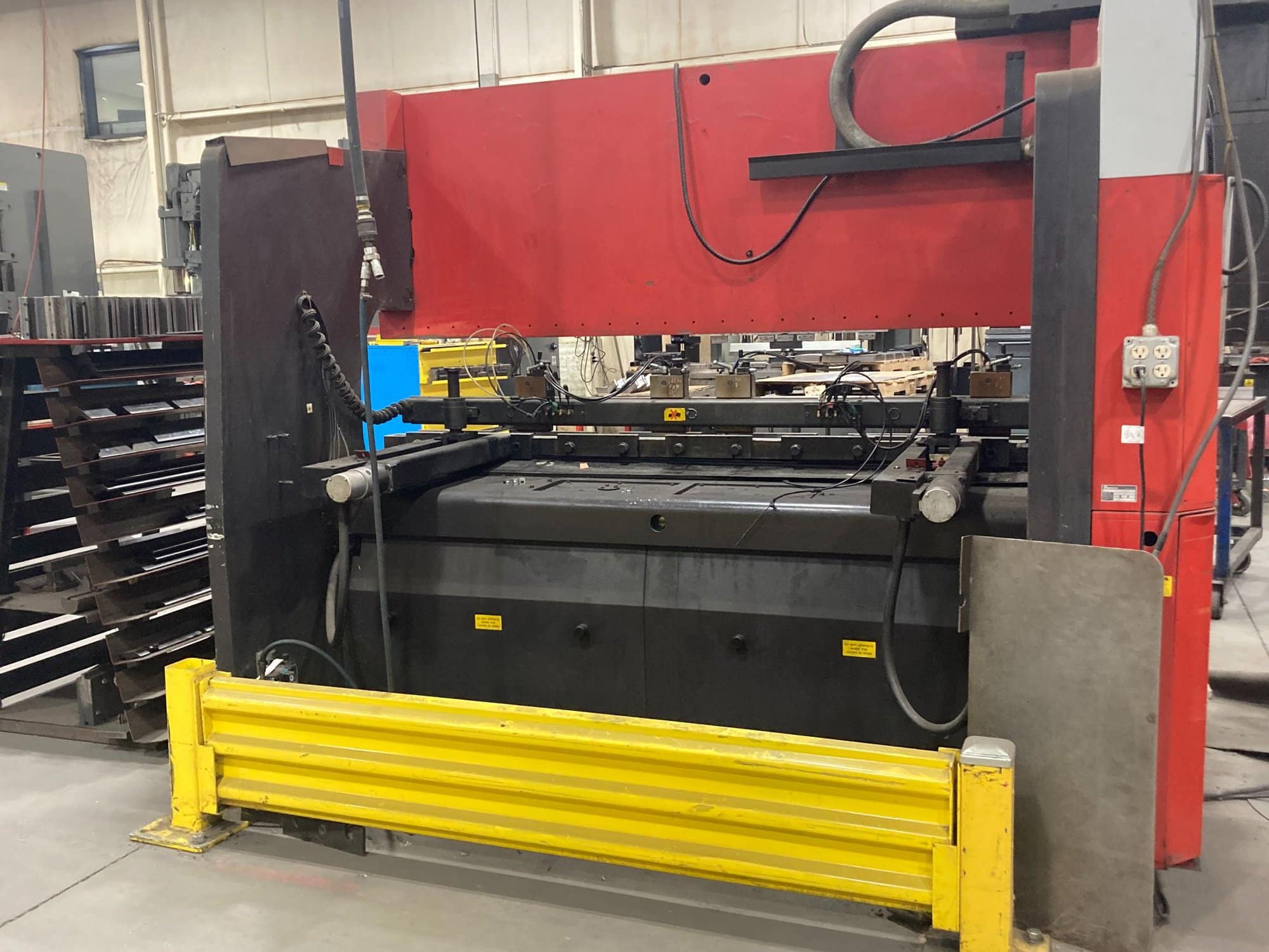 80 Ton x 8' Amada FBD-8025 Press Brake, 1996 - Backgauge - Image 4