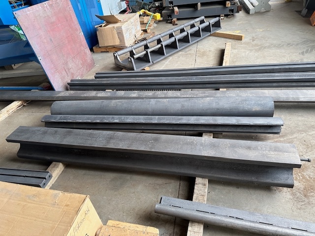 600 Ton x 16' Accurpress 760016 CNC Press Brake