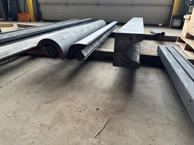 600 Ton x 16' Accurpress 760016 CNC Press Brake