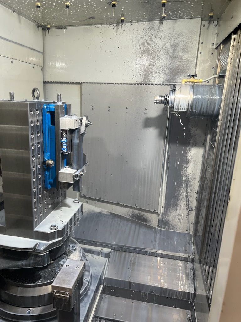 Haas EC-400 400MM HMC, 2019 - 6 Station Pallet Pool, Full 4th Axis, Tooling, 40 Taper Side Mount Tool Changer, TSC - Image 5