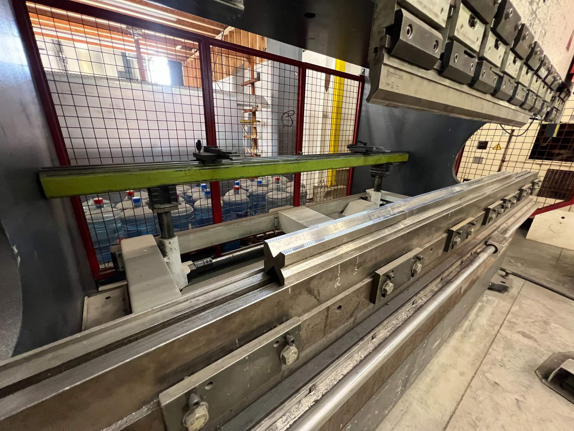 160 ton X 10 Mitsubishi Dener Diamond Elite 16030 Hydraulic Press Brake, 2012 - Tooling Included - Image 3
