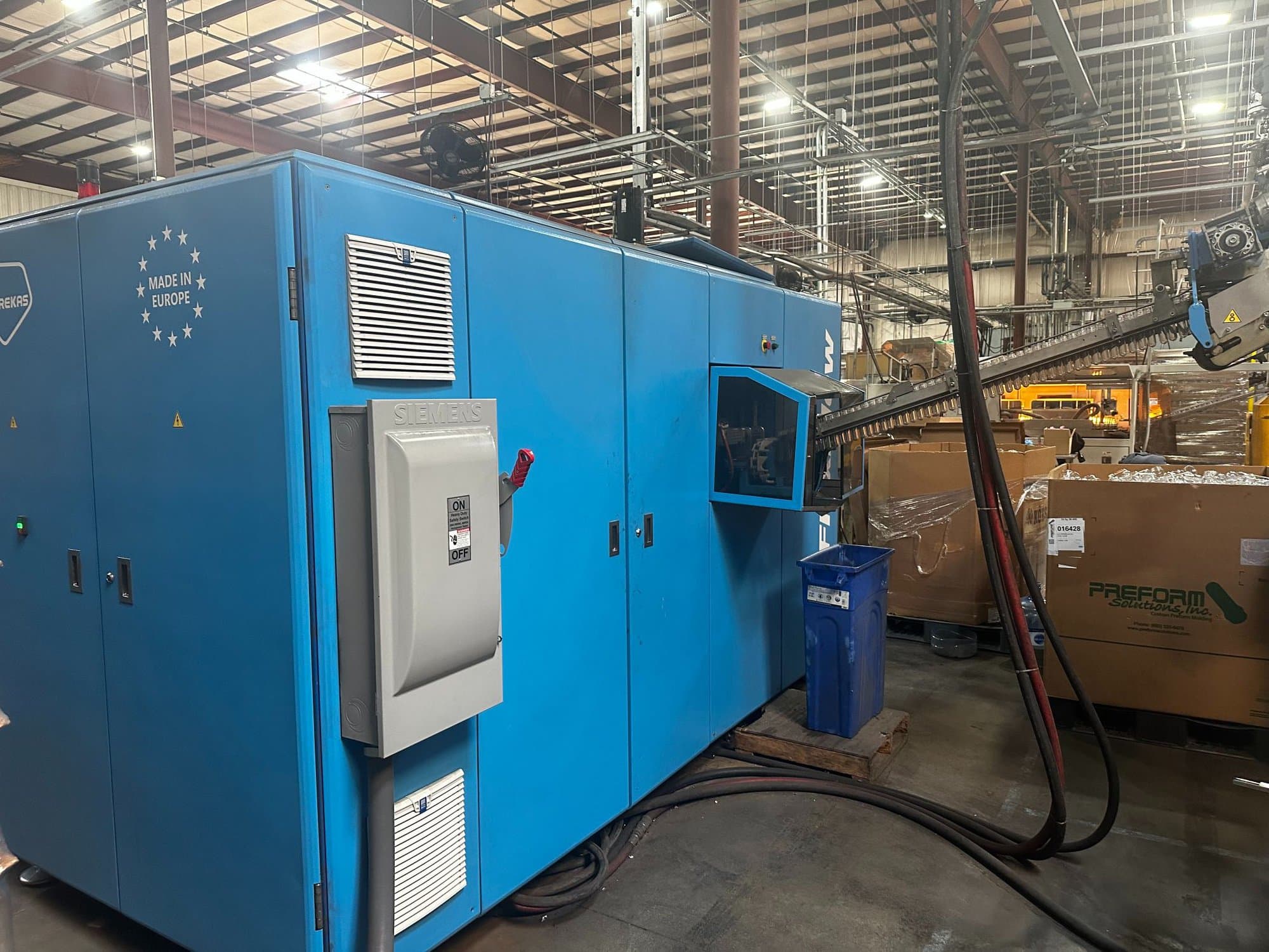 FlexBlow FB2-3 Stretch Blow Molding Machine - Image 3