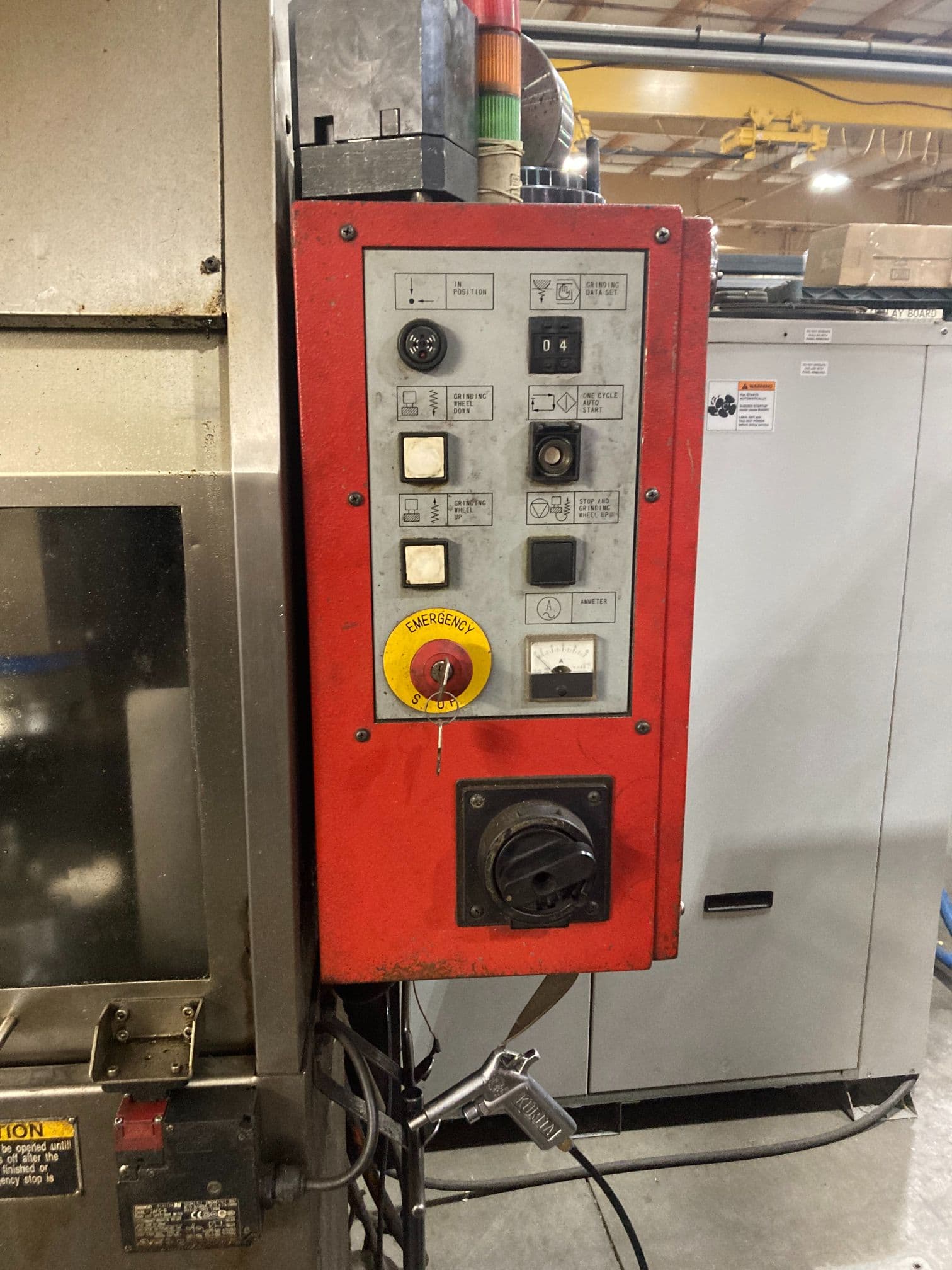 33 Ton Amada VIPROS 358 King II CNC Turret Punch, 1999 - Load/Unload, Chiller, Tool Sharpener - Image 16