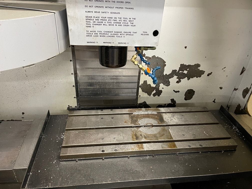 Haas VF-2 VMC, 1995 - Parts Machine, 4th Axis included - Image 4