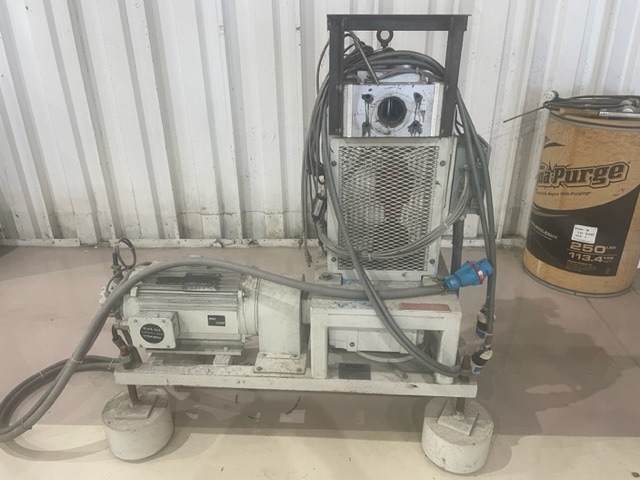 Xaloy Model MSDP 240 Melt Pump, 2011